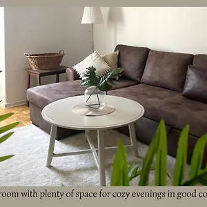 Urban Retreat - And Historic Apartment Wurzburg